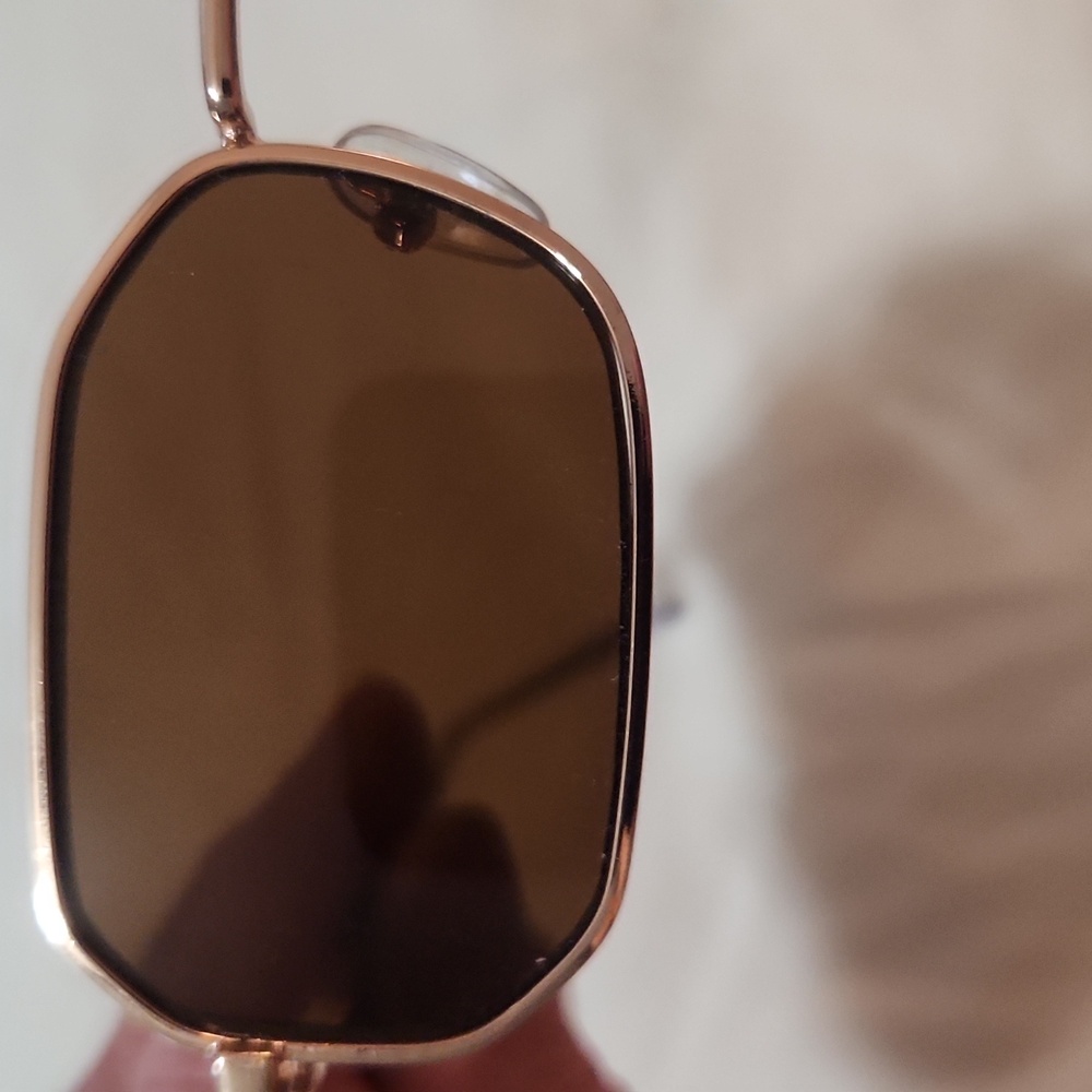 90s Hexagon Sunglasses - Picture 8 of 9